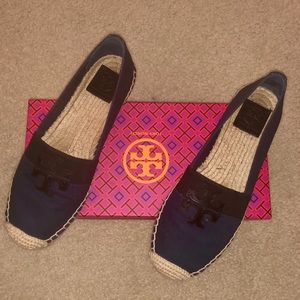 Adorable Tory Burch espadrille flats size 9